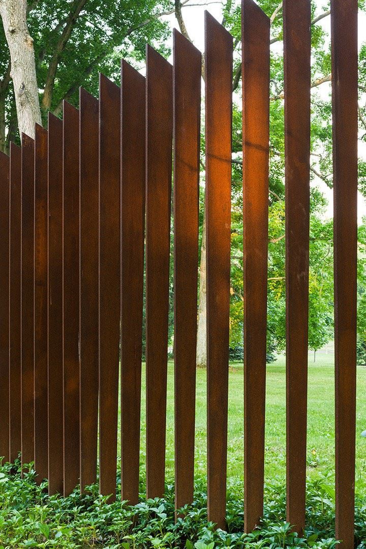 Garden Wall-mounted Metal Screen Fence factory