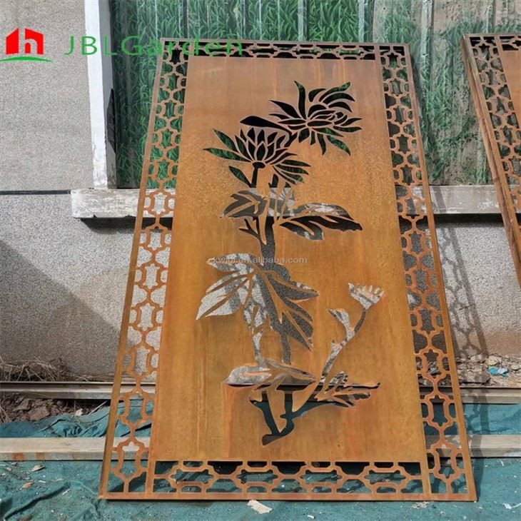 Outdoor Divider Wall