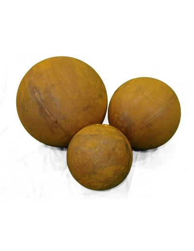 錆びた飾りボール